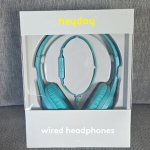Heyday Teal Wired Headphones, New In Box